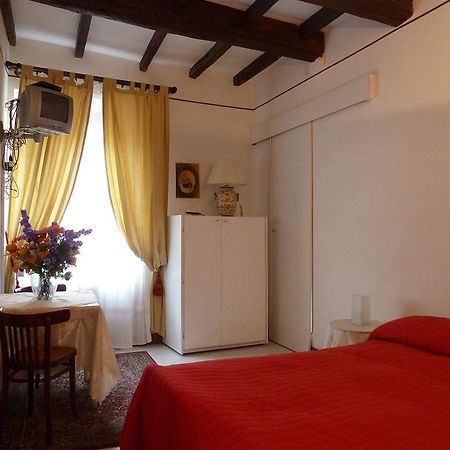 Bed and Breakfast Bb Santa Rosa Витербо Экстерьер фото
