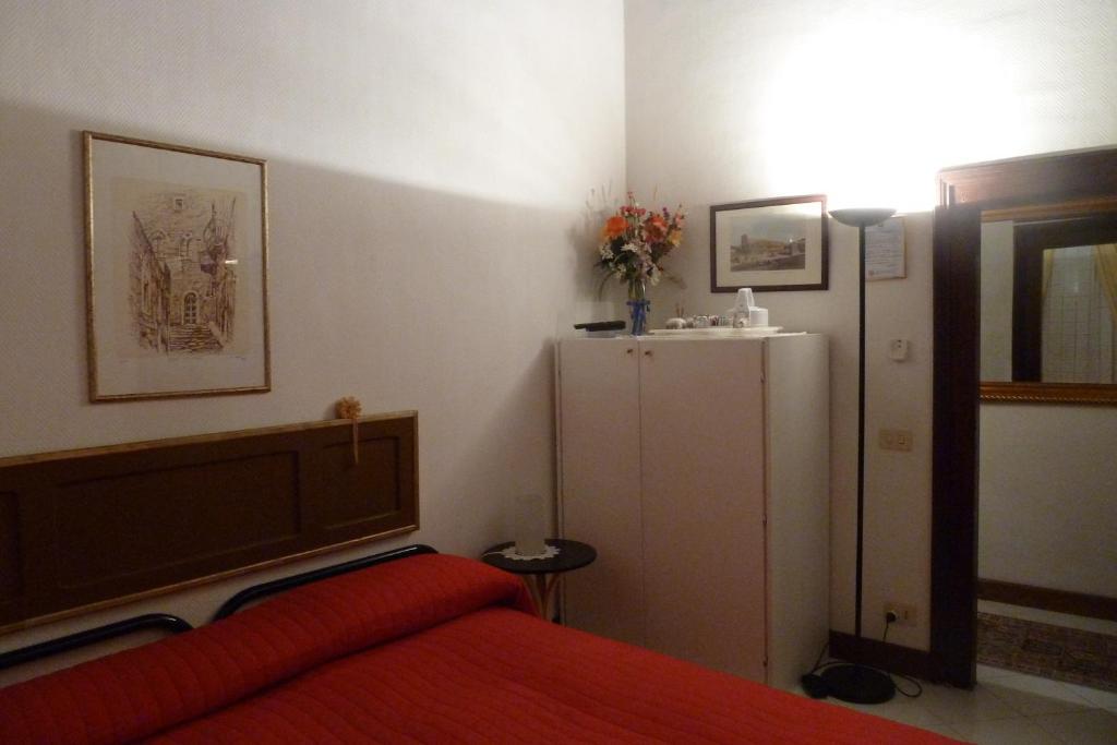 Bed and Breakfast Bb Santa Rosa Витербо Номер фото